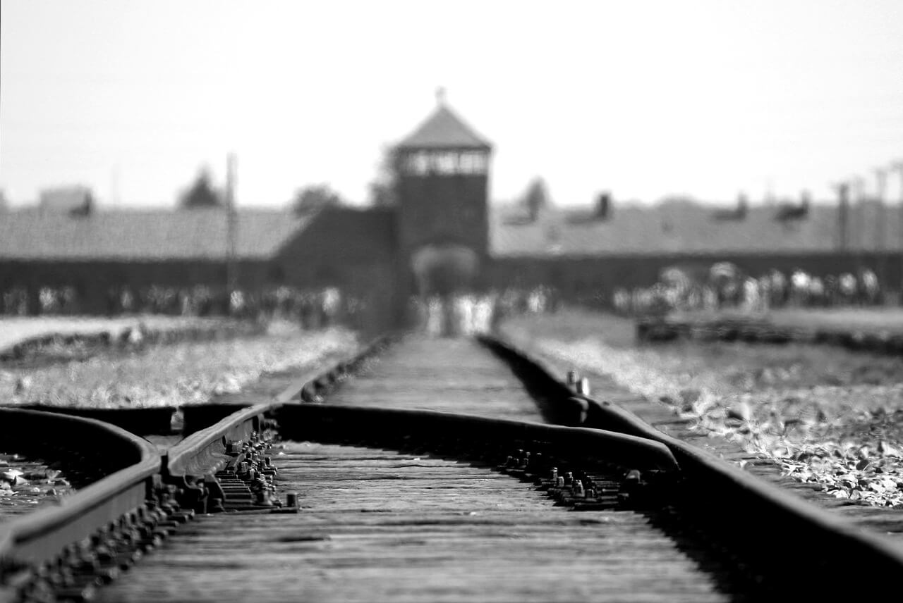 Holokaust na ziemiach polskich